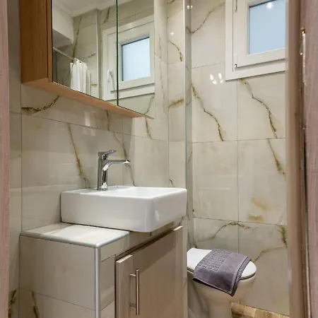Apartament F & B Collection - Close To Seaside Boardwalk Saloniki