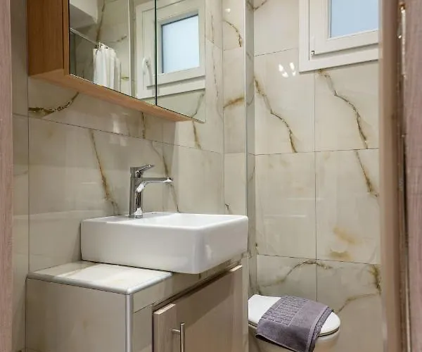 Apartamento N&s Fleming Metro Station! Tesalónica